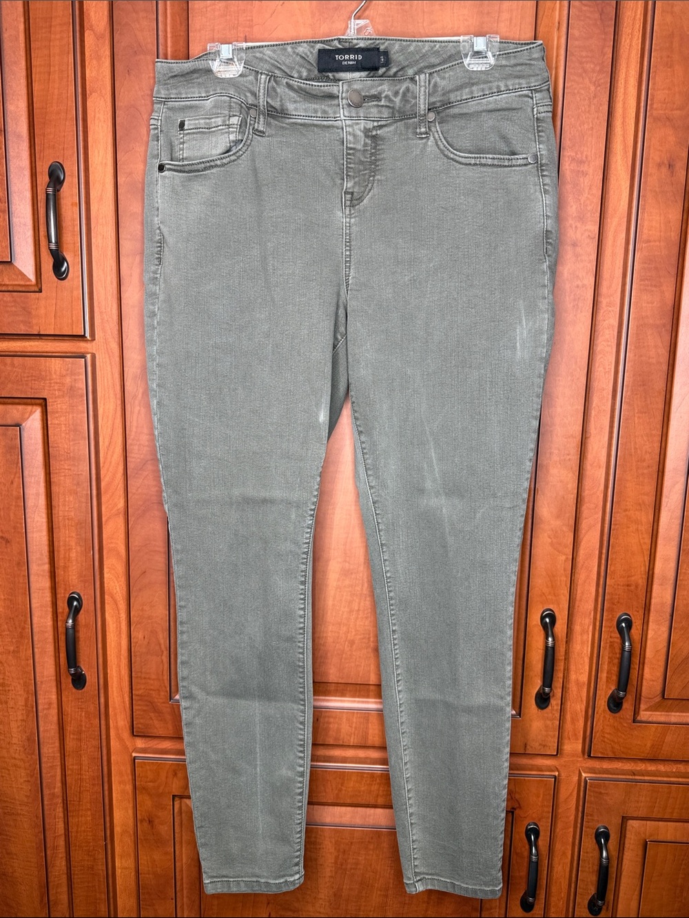 Torrid Gray Skinny Jeans, Size: 14R